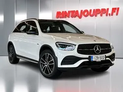 Valkoinen Käytetty 2020 Mercedes GLC300e Business Katumaasturi | 32 500 € (Hieman kallis)