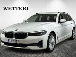 Valkoinen Käytetty 2022 BMW 530e Farmari | 24 900 € (Hyvä tarjous)