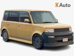 Käytetty 2001 Toyota BB Tila-auto | 8 890 €