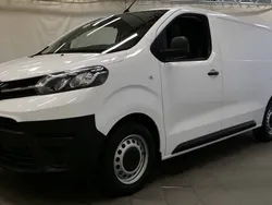 Valkoinen Käytetty 2022 Toyota Proace Edition Van | 28 900 € (Hyvä tarjous)
