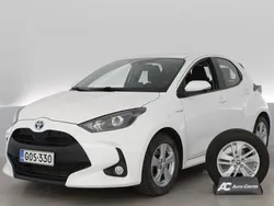 Valkoinen Käytetty 2021 Toyota Yaris Active Viistoperä | 19 490 € (Perustarjous)