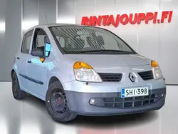 Käytetty 2005 Renault Modus Tila-auto | 3 490 €