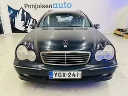 Harmaa Käytetty 2003 Mercedes C220 Business Sedan | 3 990 €