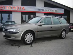 Harmaa Käytetty 1998 Opel Vectra Farmari | 2 700 €