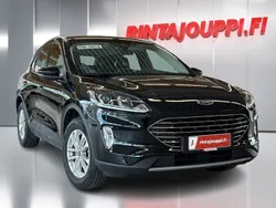 Musta Käytetty 2023 Ford Kuga Titanium Katumaasturi | 28 780 € (Perustarjous)
