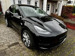 Käytetty 2023 Tesla Model Y Katumaasturi | 37 980 € (Perustarjous)