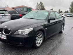 Musta Käytetty 2004 BMW 520 Sedan | 5 900 € (Perustarjous)
