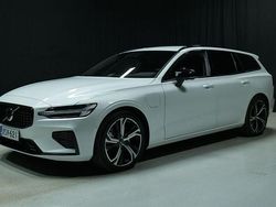 Valkoinen Käytetty 2024 Volvo V60 Performance Farmari | 52 500 €