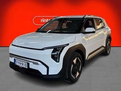 Valkoinen Uusi 2025 Kia EV3 Air Katumaasturi | 36 900 € (Perustarjous)