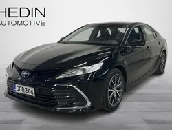 Musta Käytetty 2021 Toyota Camry Style Sedan | 17 490 € (Hyvä tarjous)