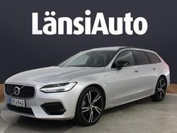 Harmaa Käytetty 2020 Volvo V90 R-Design Farmari | 34 780 € (Hieman kallis)