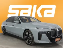 Harmaa Käytetty 2023 BMW i7 Comfort Edition Sedan | 99 800 €