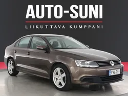 Ruskea Käytetty 2013 VW Jetta Comfortline Sedan | 8 700 € (Perustarjous)