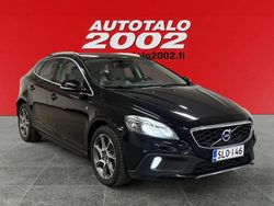 Musta Käytetty 2015 Volvo V40 Business Edition Viistoperä | 13 790 € (Perustarjous)