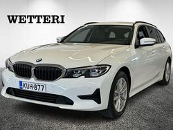 Valkoinen Käytetty 2021 BMW 330e Farmari | 26 300 € (Perustarjous)