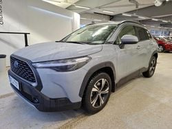 Harmaa Käytetty 2024 Toyota Corolla Cross Edition Katumaasturi | 38 900 € (Perustarjous)