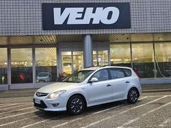 Hopea Käytetty 2012 Hyundai i30 Classic Farmari | 8 900 € (Perustarjous)