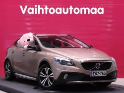 Käytetty 2014 Volvo V40 CC Momentum Farmari | 8 990 €