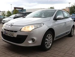 Käytetty 2009 Renault Mégane III Expression Viistoperä | 2 990 € (Perustarjous)