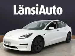 Valkoinen Käytetty 2022 Tesla Model 3 Standard Range Plus Sedan | 24 960 € (Perustarjous)