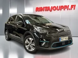 Musta Käytetty 2021 Kia e-Niro 2 Katumaasturi | 21 880 € (Perustarjous)