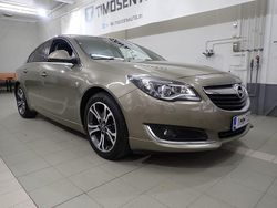Valkoinen Käytetty 2011 Opel Insignia Comfort Farmari | 15 440 €
