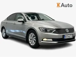 Käytetty 2015 VW Passat Trendline Sedan | 8 870 € (Perustarjous)