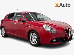 Käytetty 2016 Alfa Romeo Giulietta Super Viistoperä | 13 990 € (Perustarjous)