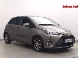 Harmaa Käytetty 2020 Toyota Yaris Multidrive S Viistoperä | 16 990 € (Perustarjous)