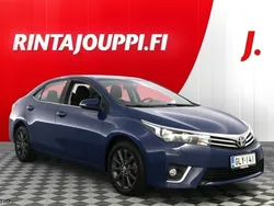 Sininen Käytetty 2016 Toyota Corolla Active Sedan | 16 850 € (Hyvä tarjous)