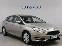 Harmaa Käytetty 2016 Ford Focus Trend Viistoperä | 10 960 € (Hyvä tarjous)