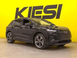 Musta Käytetty 2022 Audi Q4 e-tron Katumaasturi | 35 790 € (Perustarjous)