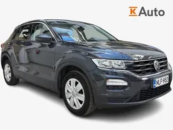Harmaa Käytetty 2018 VW T-Roc Katumaasturi | 13 750 € (Perustarjous)
