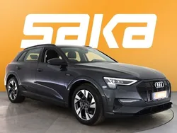 Harmaa Käytetty 2022 Audi e-tron Advanced Plus Katumaasturi | 34 900 € (Hyvä tarjous)