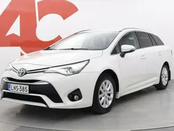 Valkoinen Käytetty 2017 Toyota Avensis Multidrive S Farmari | 20 490 € (Perustarjous)