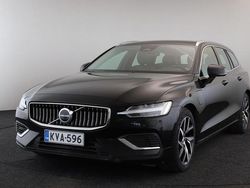 Musta Käytetty 2022 Volvo V60 Core Farmari | 26 800 €