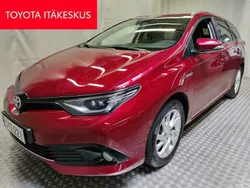 Punainen Käytetty 2019 Toyota Auris Touring Sports Active Farmari | 18 690 € (Perustarjous)