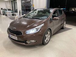 Käytetty 2012 Kia Ceed Viistoperä | 9 900 € (Hieman kallis)