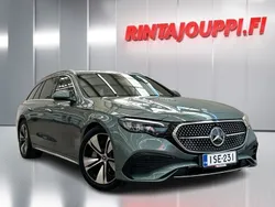 Harmaa Käytetty 2023 Mercedes E300 AMG Farmari | 53 680 € (Supertarjous)
