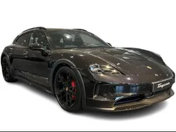 Musta Uusi 2024 Porsche Taycan 4S Cross Turismo Sedan | 175 996 €