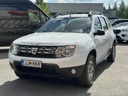 Käytetty 2014 Dacia Duster Lauréate Katumaasturi | 12 900 € (Perustarjous)