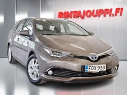 Harmaa Käytetty 2017 Toyota Auris Touring Sports Active Farmari | 20 570 € (Perustarjous)