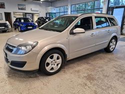 Hopea Käytetty 2006 Opel Astra Enjoy Farmari | 3 490 € (Perustarjous)