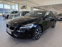 Musta Käytetty 2018 Volvo V40 Business Edition Farmari | 20 800 € (Perustarjous)
