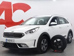 Valkoinen Käytetty 2019 Kia Niro LX Katumaasturi | 17 990 € (Hyvä tarjous)