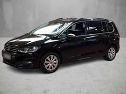 Musta Käytetty 2021 VW Touran Comfortline Tila-auto | 28 900 € (Perustarjous)