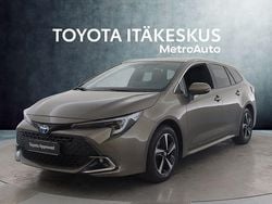 Ruskea (beige) Käytetty 2023 Toyota Corolla Edition Farmari | 29 290 € (Perustarjous)