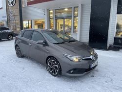 Harmaa Käytetty 2017 Toyota Auris Hybrid Active Viistoperä | 16 290 € (Perustarjous)