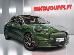 Käytetty 2025 Ford Mustang Mach-E Premium Katumaasturi | 65 670 €
