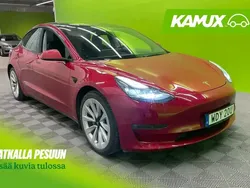 Punainen Käytetty 2023 Tesla Model 3 Long Range Sedan | 33 800 € (Perustarjous)